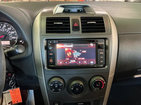 Used 2013 Toyota Corolla S FWD image 23