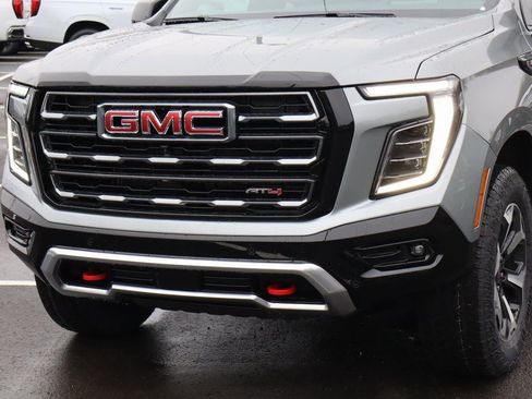 New 2026 GMC Yukon AT4 w/ AT4 Premium Plus Package image 4