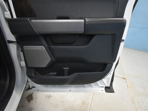 Used 2022 Ford F150 Lariat w/ Equipment Group 502A High image 30