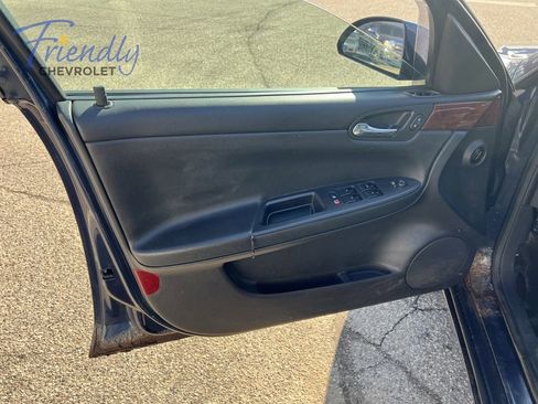 Used 2008 Chevrolet Impala LT FWD image 15