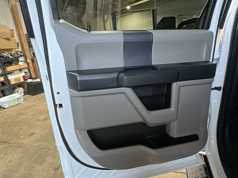 Used 2022 Ford F350 XL w/ Power Equipment Group AWD/4WD image 15