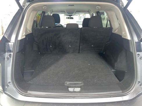 Used 2025 Nissan Rogue SV AWD/4WD image 22