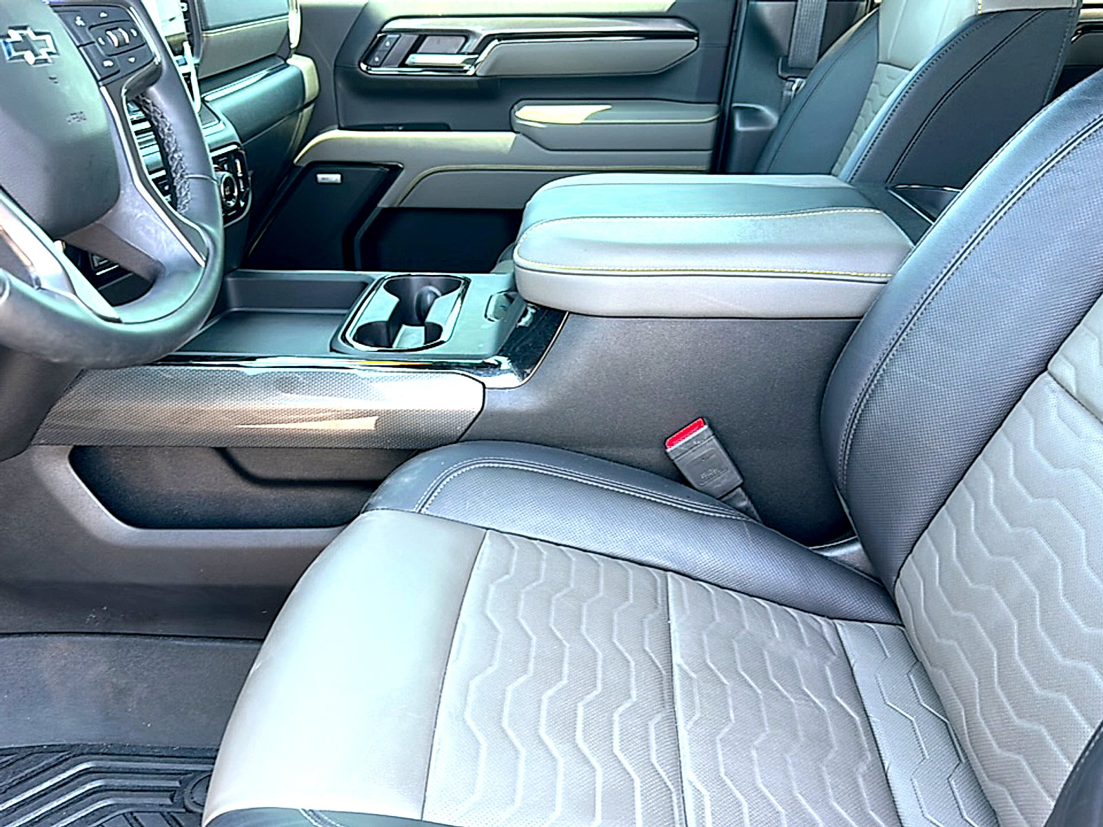 Used 2026 Chevrolet Silverado 2500 ZR2 w/ ZR2 Bison Edition AWD/4WD image 12