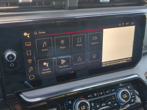 Used 2024 GMC Sierra 2500 AT4 w/ AT4 Premium Plus Package AWD/4WD image 17
