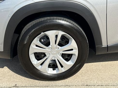 Used 2024 Chevrolet Trax LS w/ Driver Confidence Package image 14