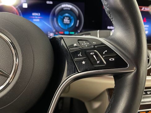 Used 2022 Mercedes-Benz E 450 4MATIC Sedan image 26