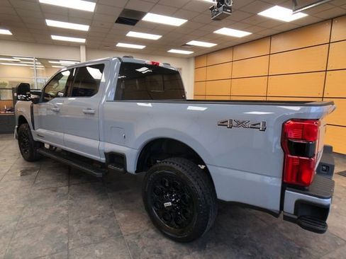 New 2026 Ford F250 Lariat w/ Black Appearance Package image 5