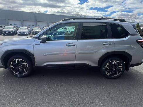 New 2026 Subaru Forester Premium image 4