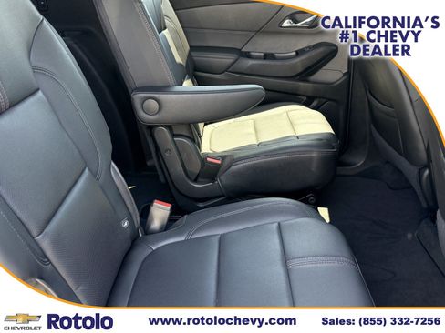 Used 2022 Chevrolet Traverse RS w/ LPO, Cargo Package FWD image 10