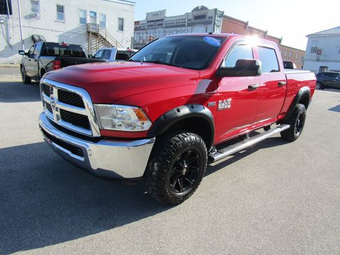 Used 2018 RAM 2500 Tradesman w/ Chrome Appearance Group image 7