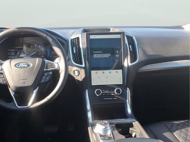 Used 2023 Ford Edge Titanium AWD/4WD image 11