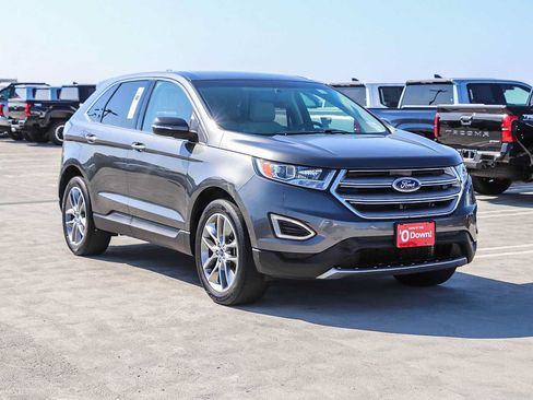 Used 2016 Ford Edge Titanium w/ Class II Trailer Tow Package AWD/4WD image 3