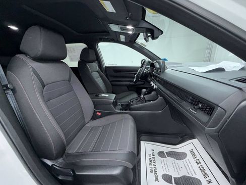 Used 2025 Honda CR-V Sport image 16