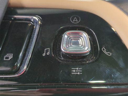 Used 2022 Lincoln Corsair Reserve w/ Equipment Group 201A image 21