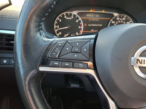 Used 2019 Nissan Altima 2.5 SV image 22