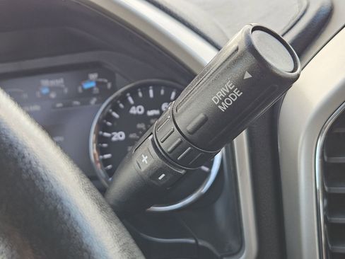 Used 2020 Ford F250 Lariat image 32