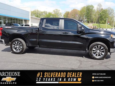 Used 2024 Chevrolet Silverado 1500 LT w/ Convenience Package II AWD/4WD image 1