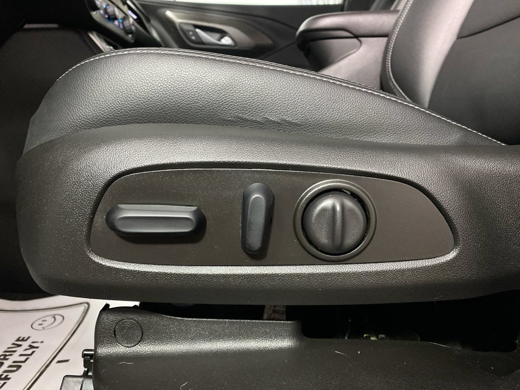 Certified 2024 GMC Terrain SLT w/ Elevation Edition FWD image 12