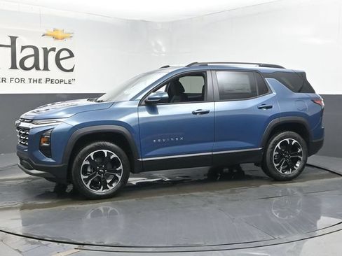 New 2026 Chevrolet Equinox LT w/ LPO, Floor Liner Package FWD image 10