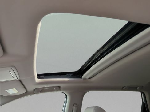 Certified 2024 Honda CR-V EX image 29