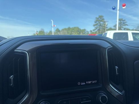 Used 2020 Chevrolet Silverado 3500 High Country w/ Technology Package image 30