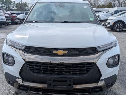 Used 2021 Chevrolet TrailBlazer ACTIV w/ Technology Package image 2