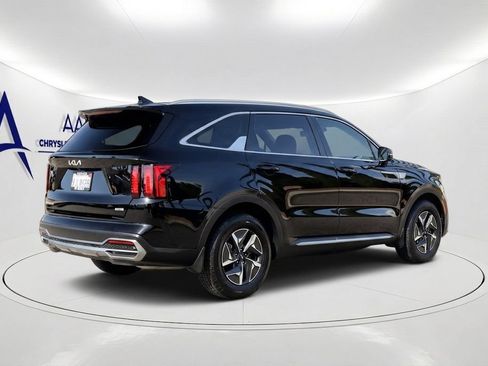 Used 2023 Kia Sorento EX FWD image 4