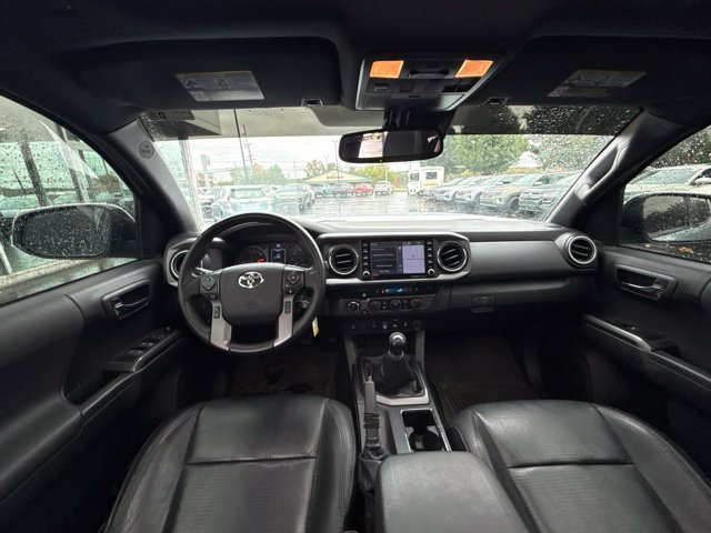 Used 2023 Toyota Tacoma TRD Off-Road w/ TRD Premium Off Road Package AWD/4WD image 9