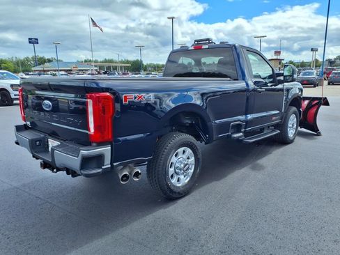 Used 2024 Ford F350 XLT w/ FX4 Off-Road Package image 6