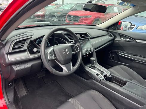 Used 2018 Honda Civic EX image 9