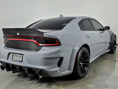 Used 2022 Dodge Charger SRT Hellcat w/ Harman/Kardon Audio Group RWD image 9