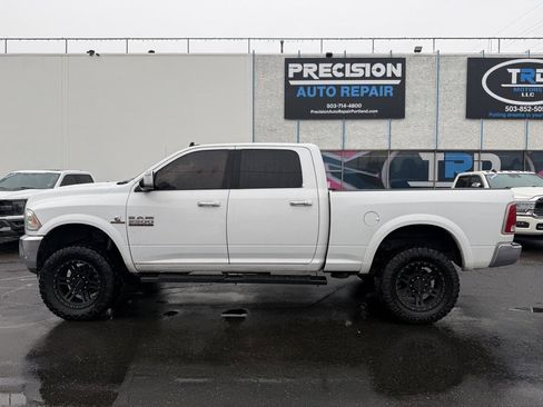 Used 2018 RAM 2500 Laramie image 2
