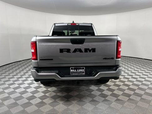 Used 2025 RAM 1500 Big Horn image 8