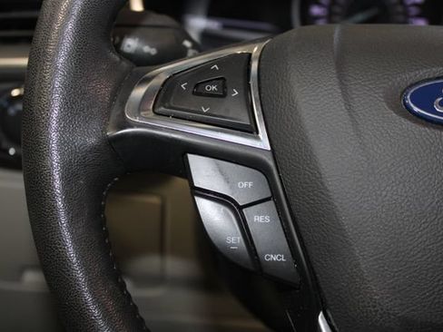 Used 2019 Ford Edge Titanium w/ Cold Weather Package FWD image 13