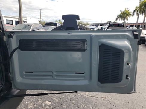 Used 2022 Ford Bronco 4-Door image 7