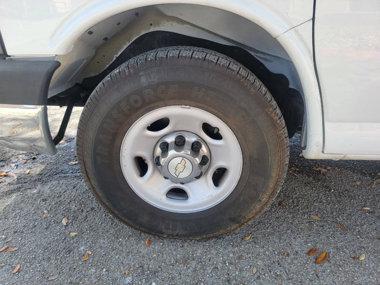 Used 2014 Chevrolet Express 3500 Extended RWD image 31