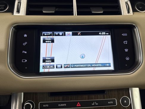 Used 2016 Land Rover Range Rover Sport HSE image 28