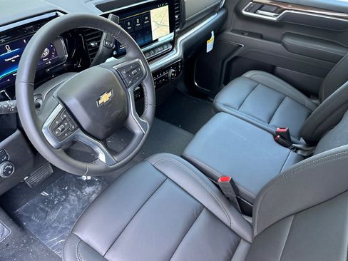 New 2025 Chevrolet Silverado 1500 LT w/ Leather Package image 10