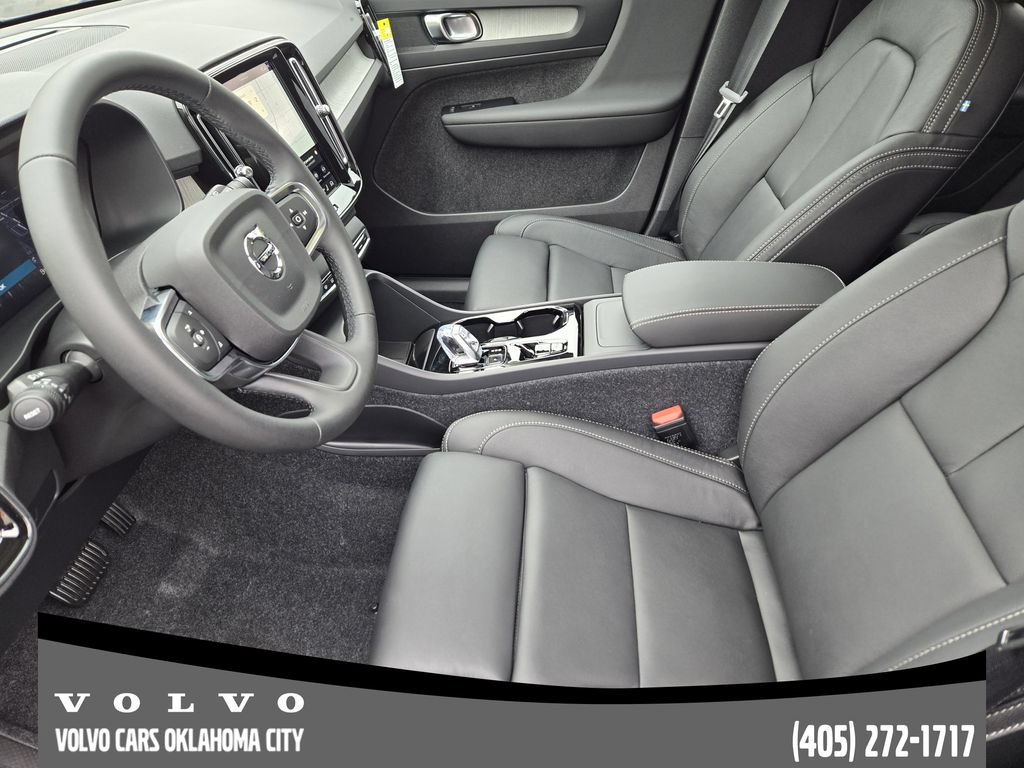 Used 2026 Volvo XC40 B5 Plus w/ Protection Package Premier AWD/4WD image 12
