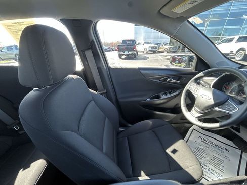 Used 2024 Chevrolet Malibu LT w/ Midnight Edition image 10