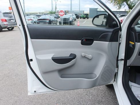 Used 2008 Hyundai Accent GLS FWD image 10