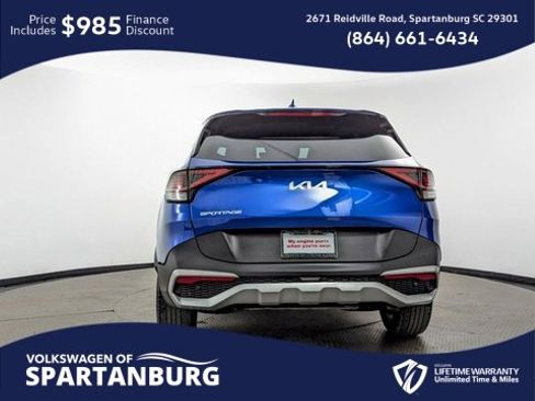 Used 2024 Kia Sportage EX image 6