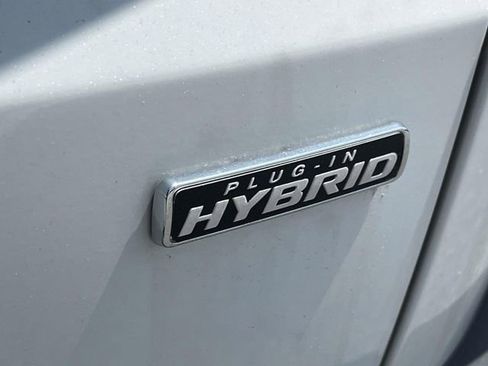 New 2025 Ford Escape SE FWD image 7
