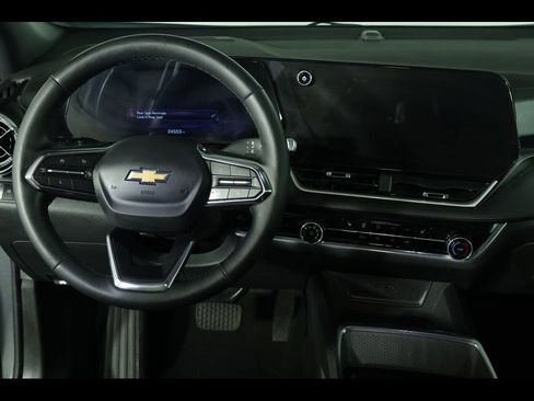 Used 2025 Chevrolet Equinox LT image 13