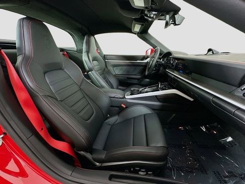 Certified 2026 Porsche 911 Targa 4S image 27