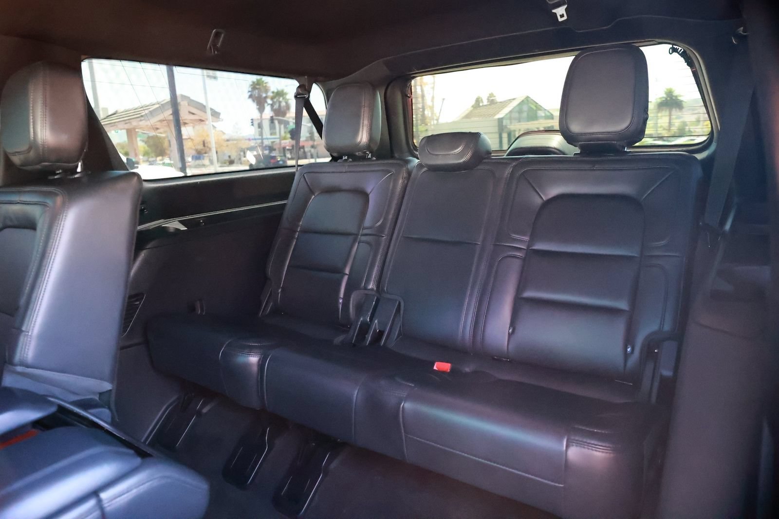 Used 2024 Lincoln Navigator L Reserve AWD/4WD image 40