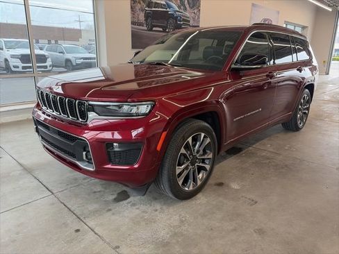 Certified 2024 Jeep Grand Cherokee L Overland w/ Advanced Protech Group III AWD/4WD image 1