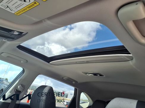 Certified 2026 Kia Seltos EX w/ EX Sunroof Package image 11