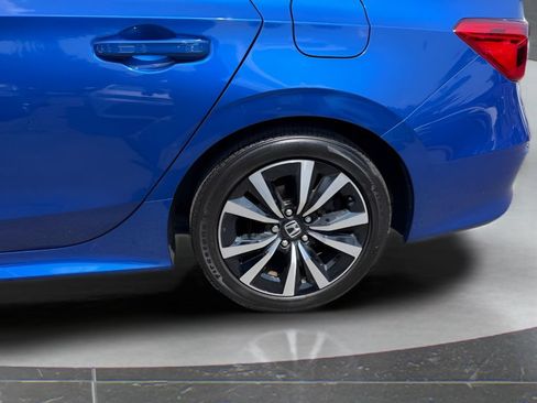 Used 2022 Honda Civic EX image 13