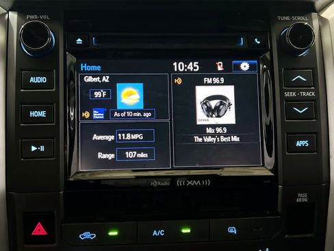 Used 2018 Toyota Tundra SR5 w/ SR5 Upgrade Package AWD/4WD image 10